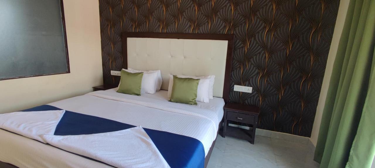 ארמבול Royal Tulip Beach Cottages מראה חיצוני תמונה